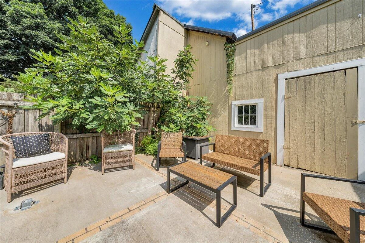 367 Washington AVE SW - Photo 29