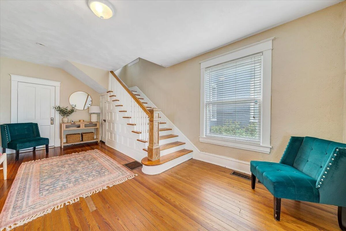 367 Washington AVE SW - Photo 5