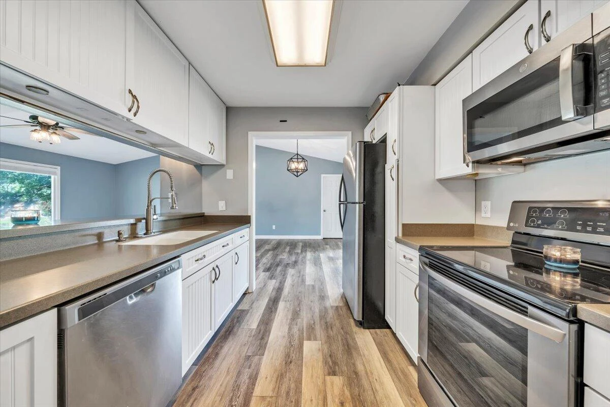 58 Grimes ST - Photo 11