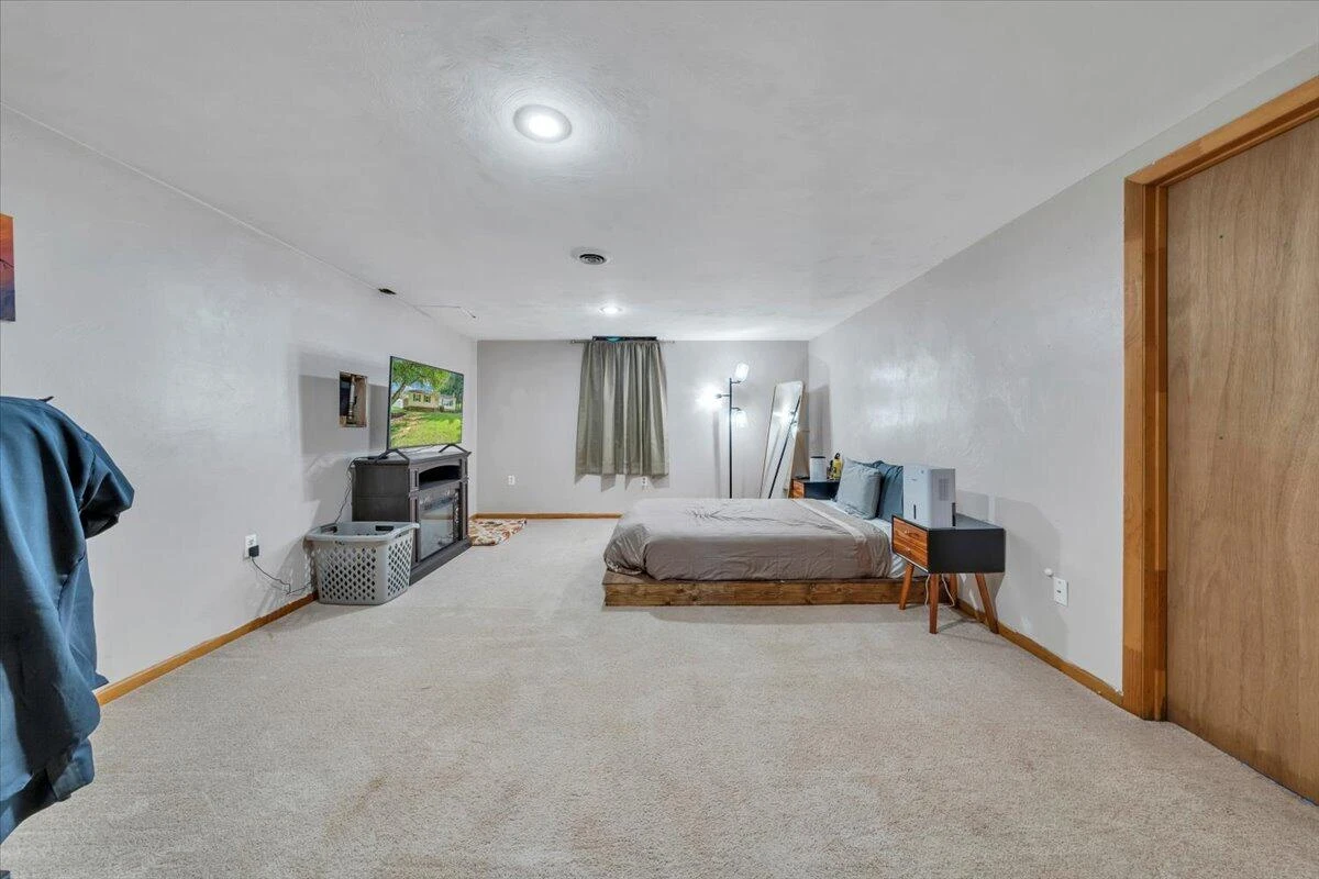 58 Grimes ST - Photo 27