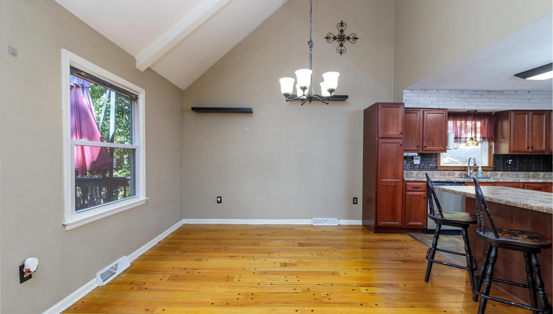 200 Cascade DR - Photo 16