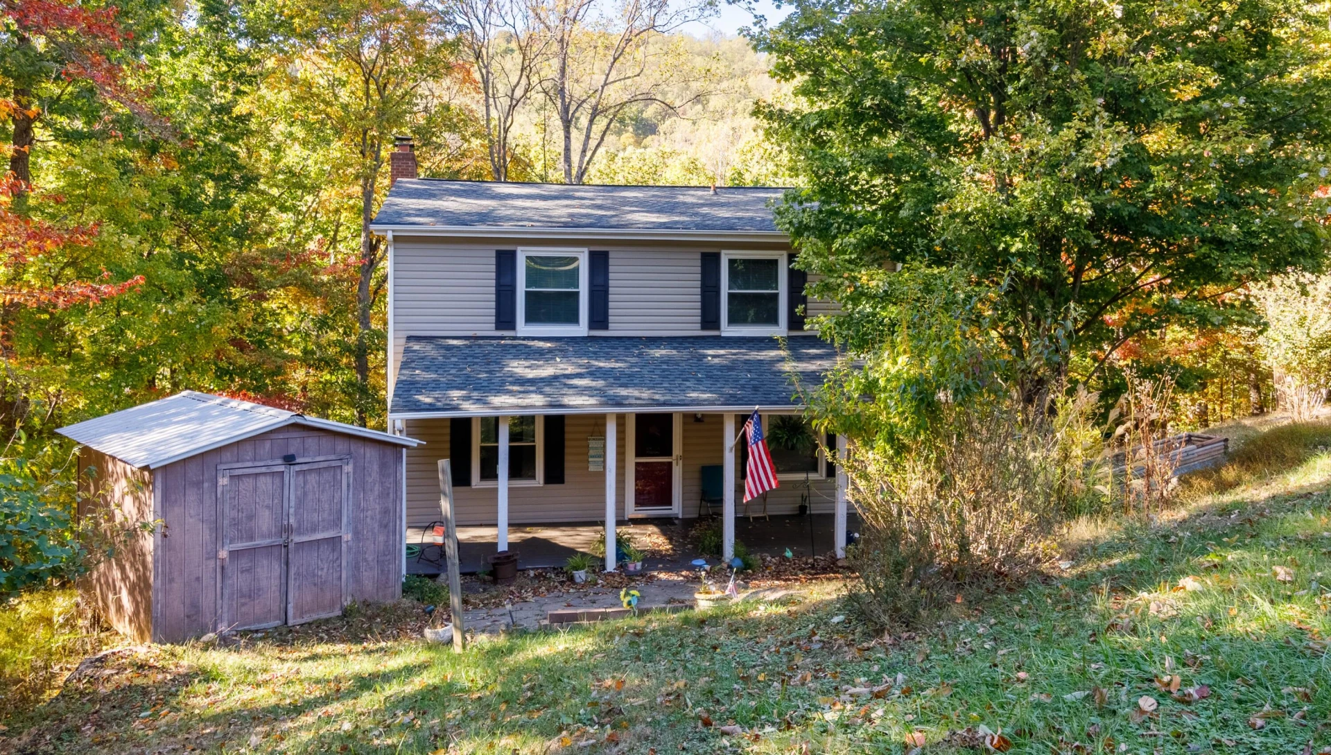 200 Cascade DR - Photo 2