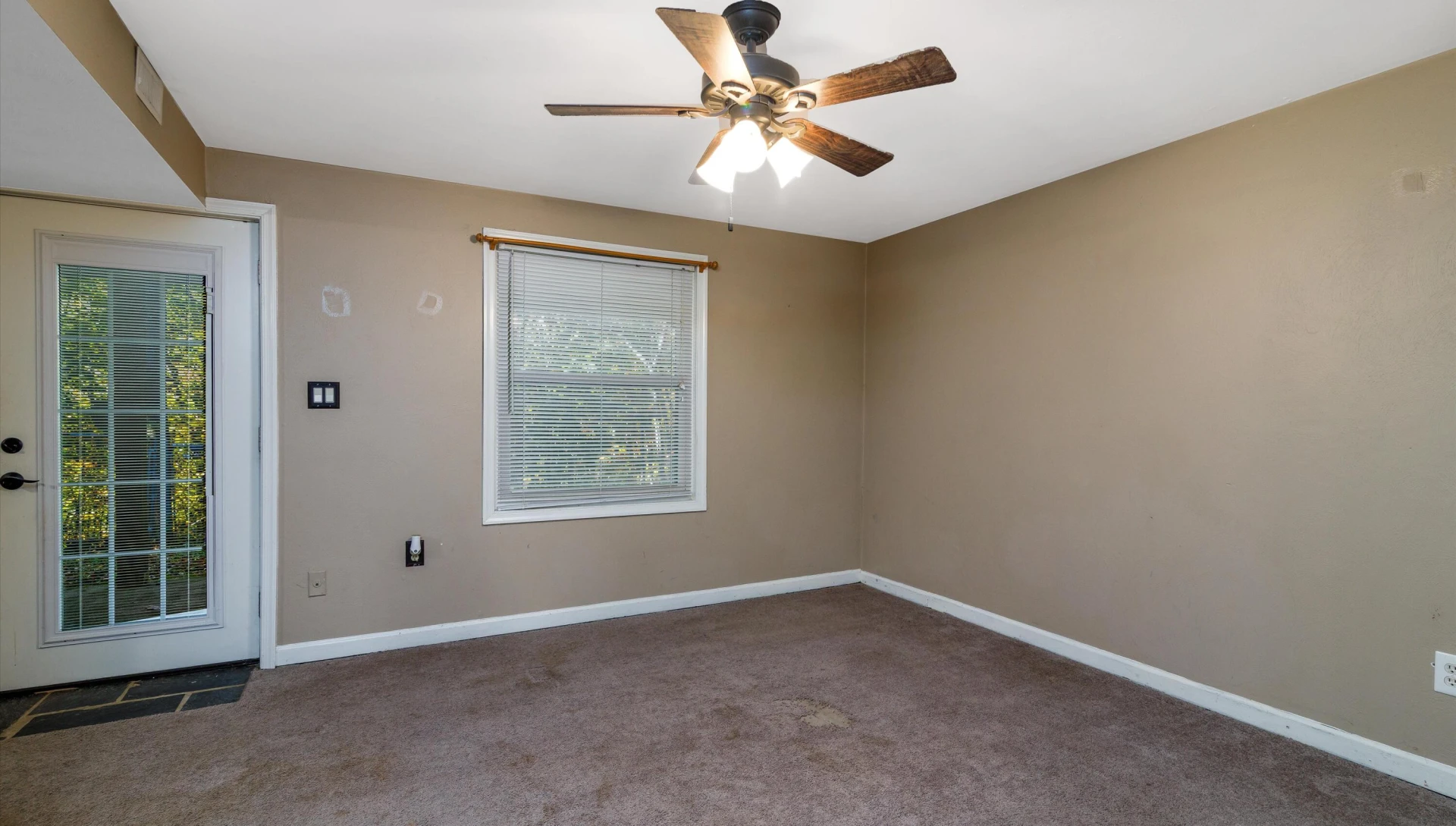 200 Cascade DR - Photo 34