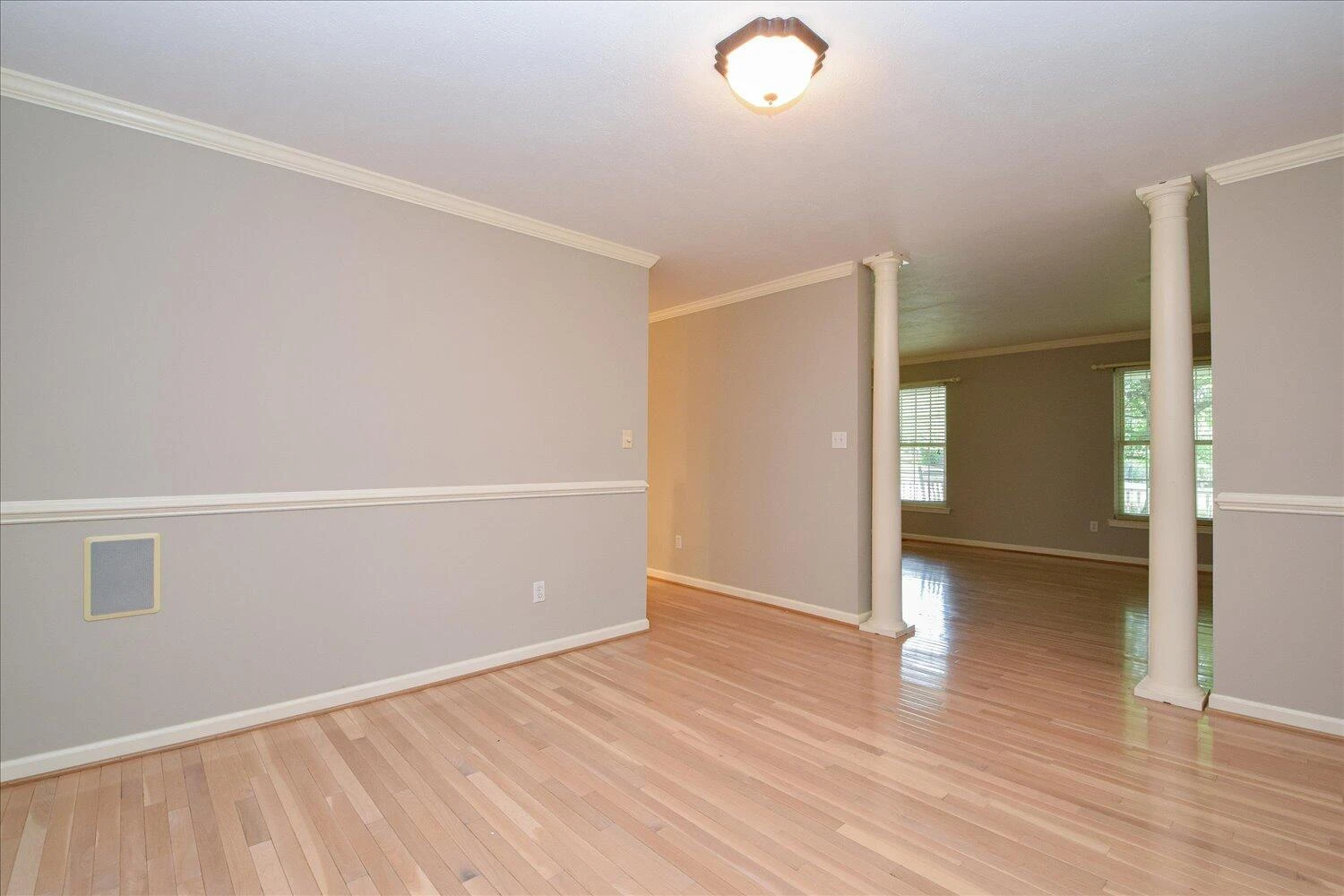 4919 Colonial AVE - Photo 18