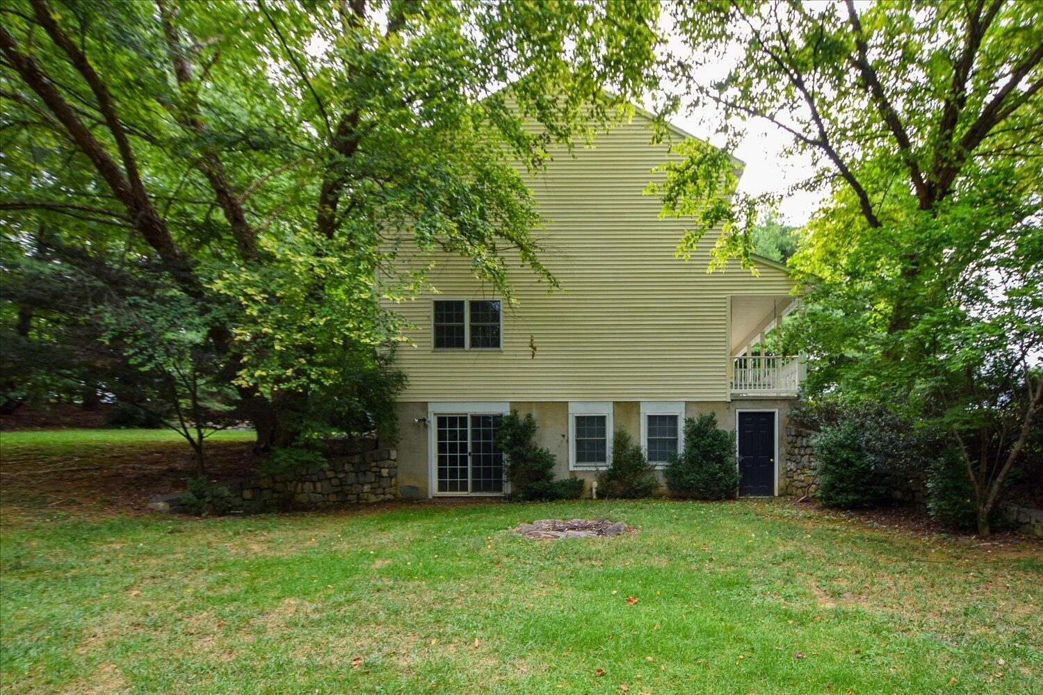 4919 Colonial AVE - Photo 30