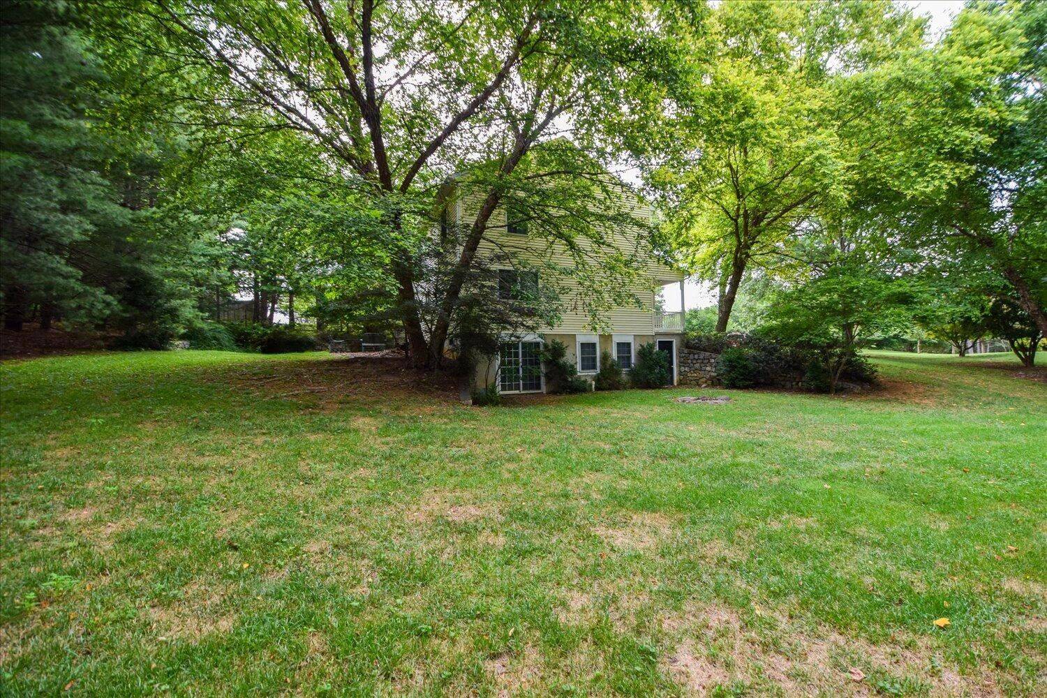 4919 Colonial AVE - Photo 31