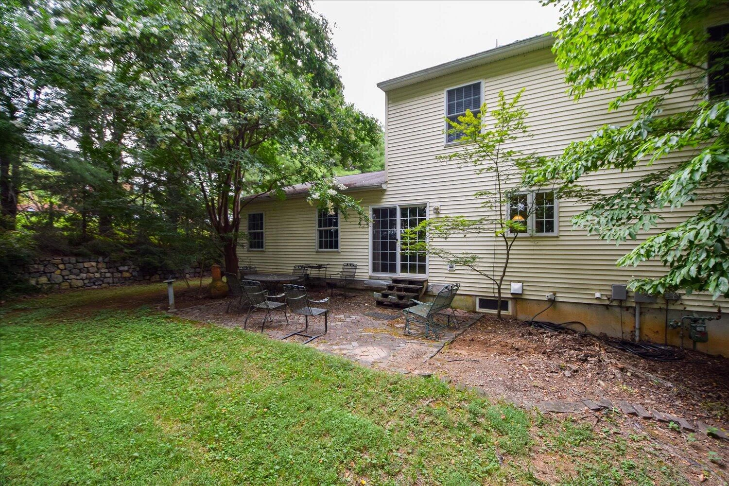 4919 Colonial AVE - Photo 33