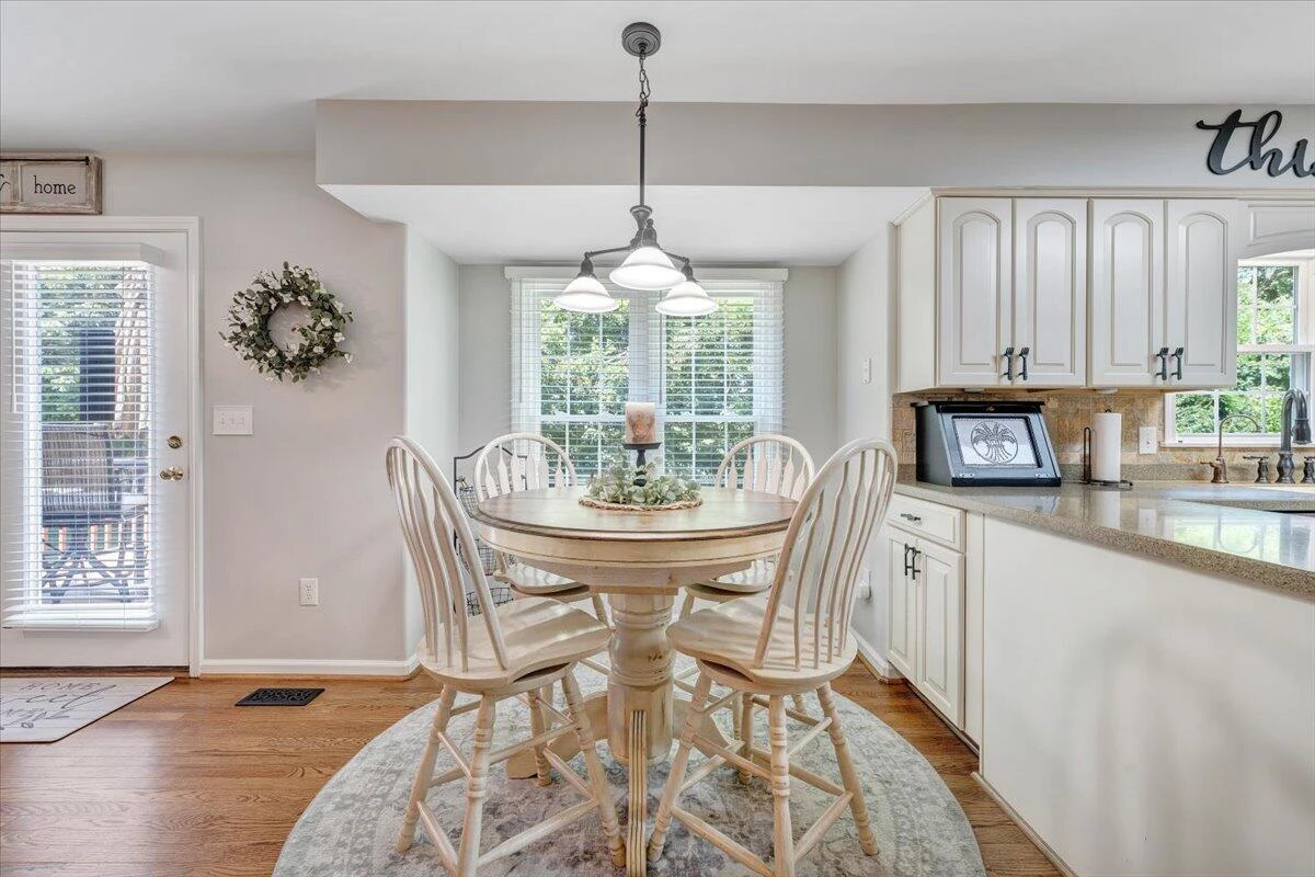 204 Apple LN - Photo 15