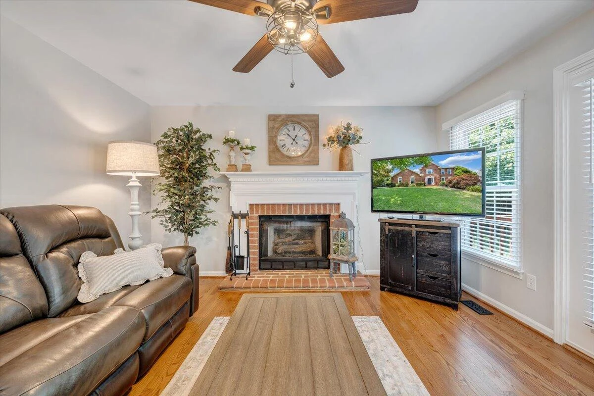 204 Apple LN - Photo 20