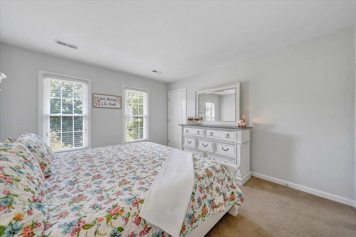 204 Apple LN - Photo 24