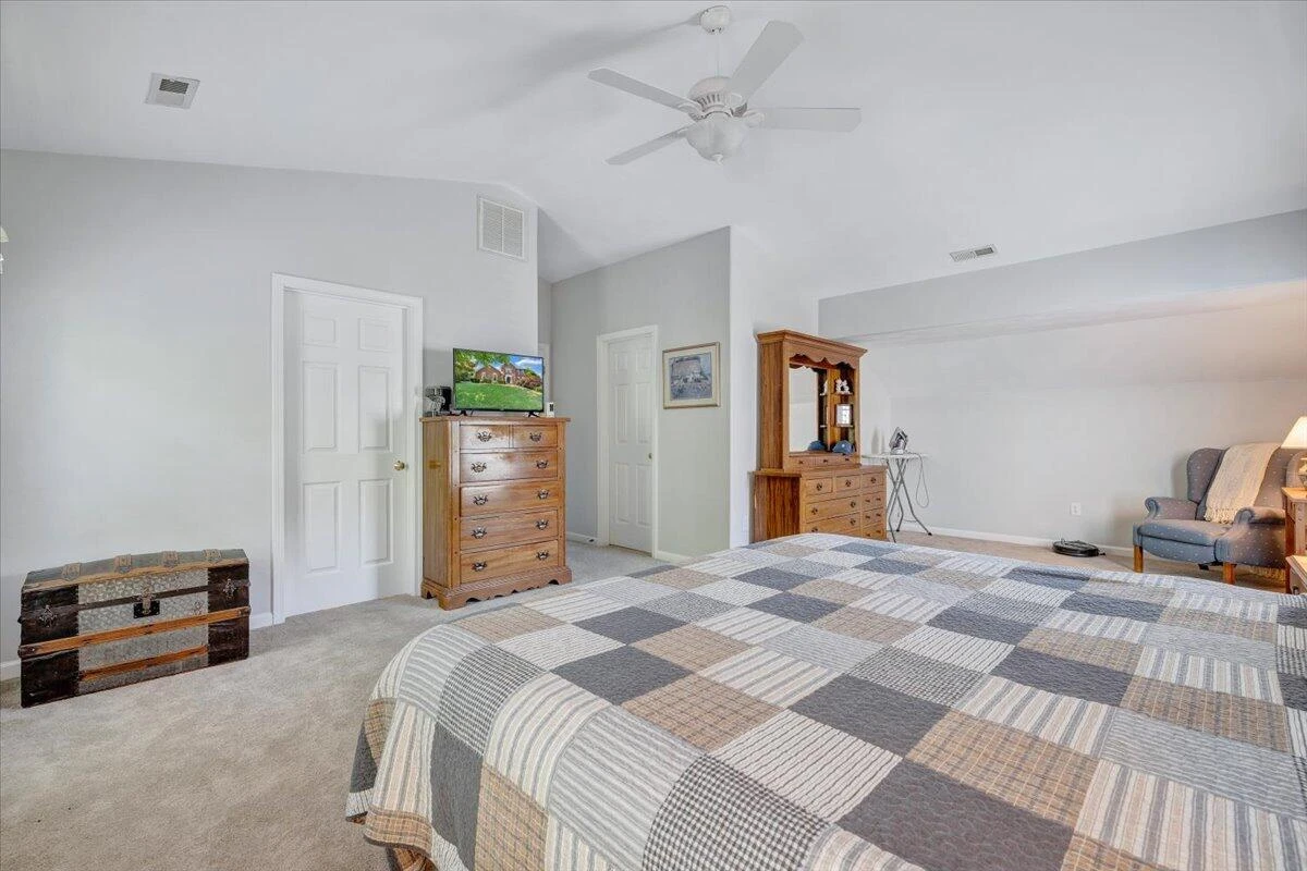 204 Apple LN - Photo 31