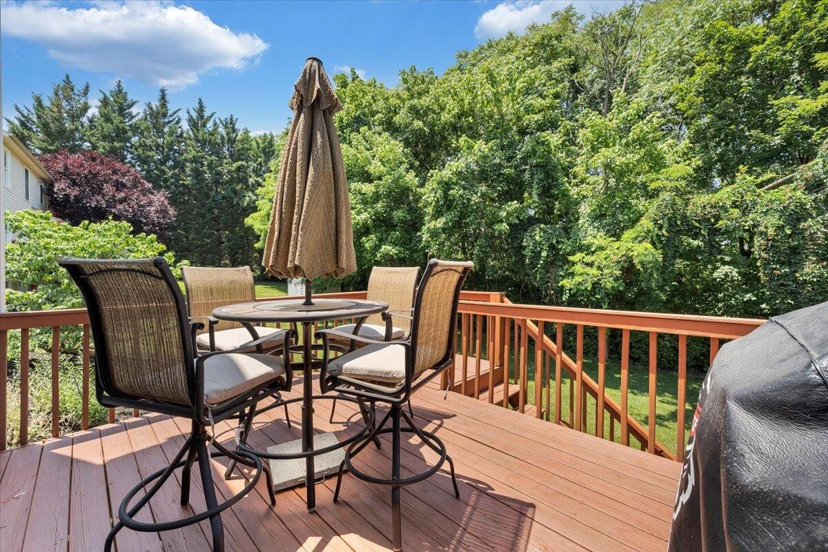 204 Apple LN - Photo 59