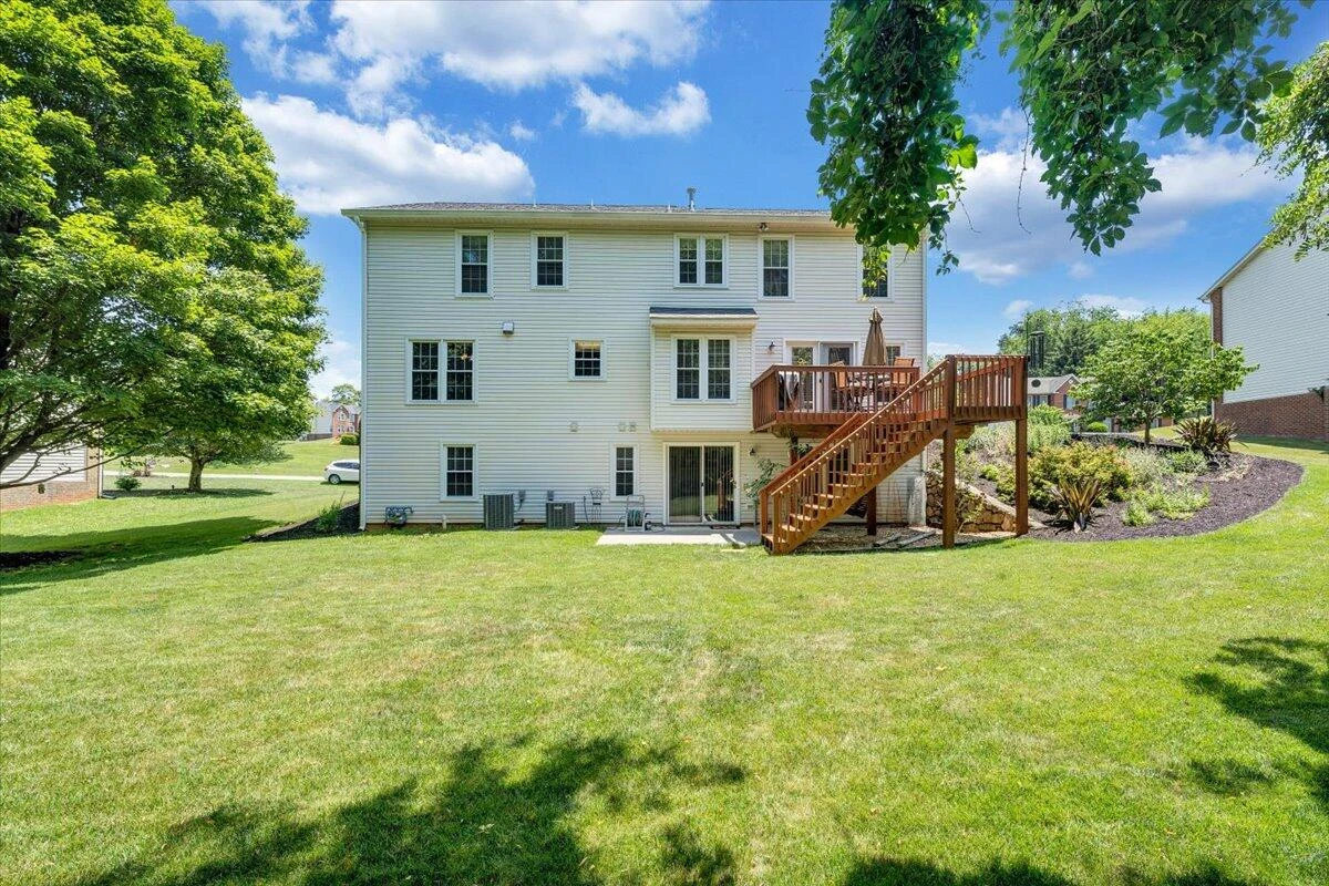 204 Apple LN - Photo 63