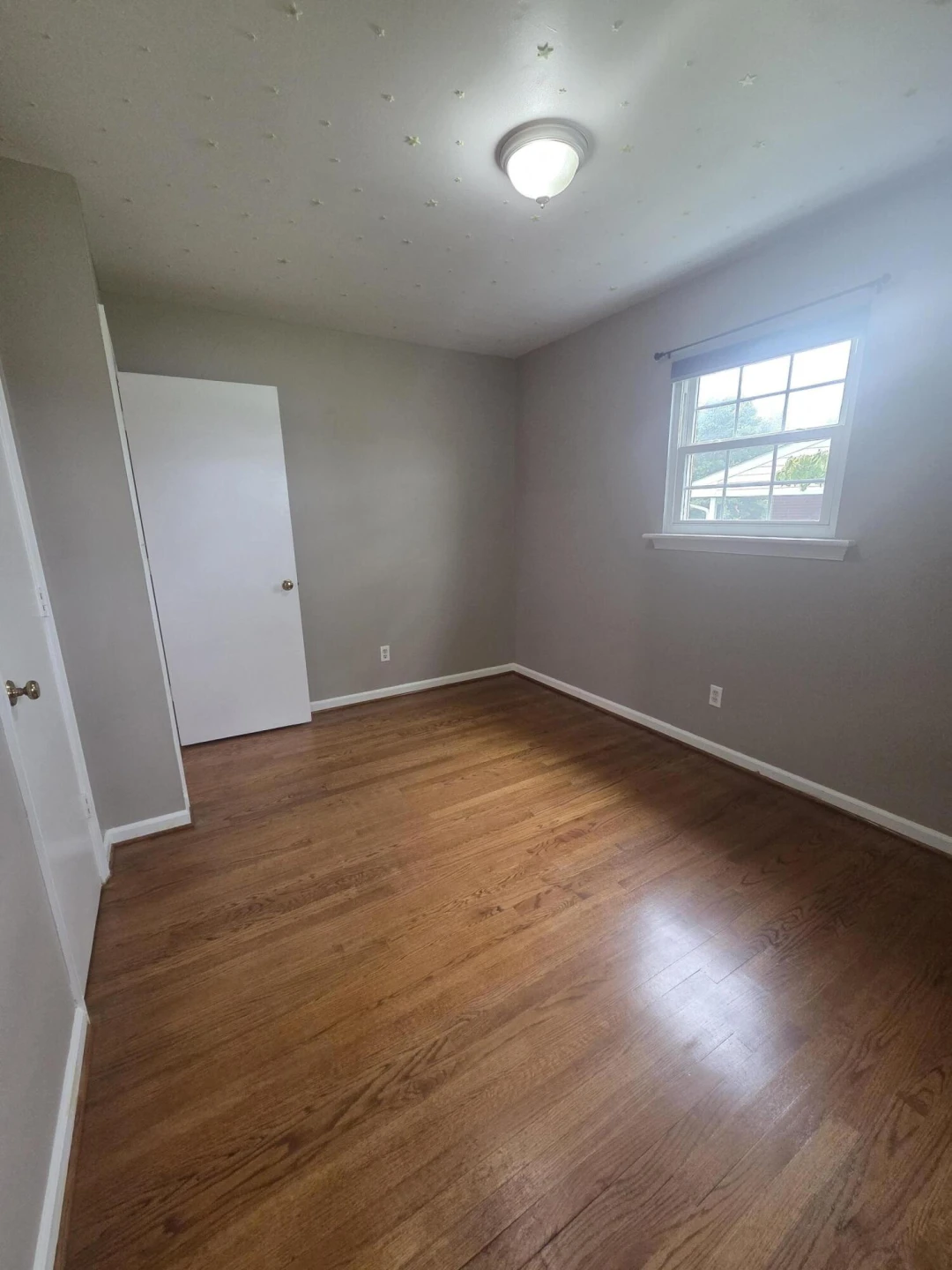 512 Crofton DR - Photo 18