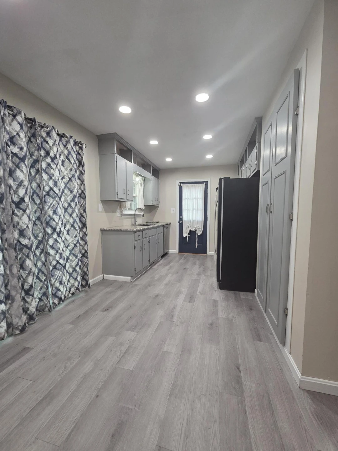 512 Crofton DR - Photo 7