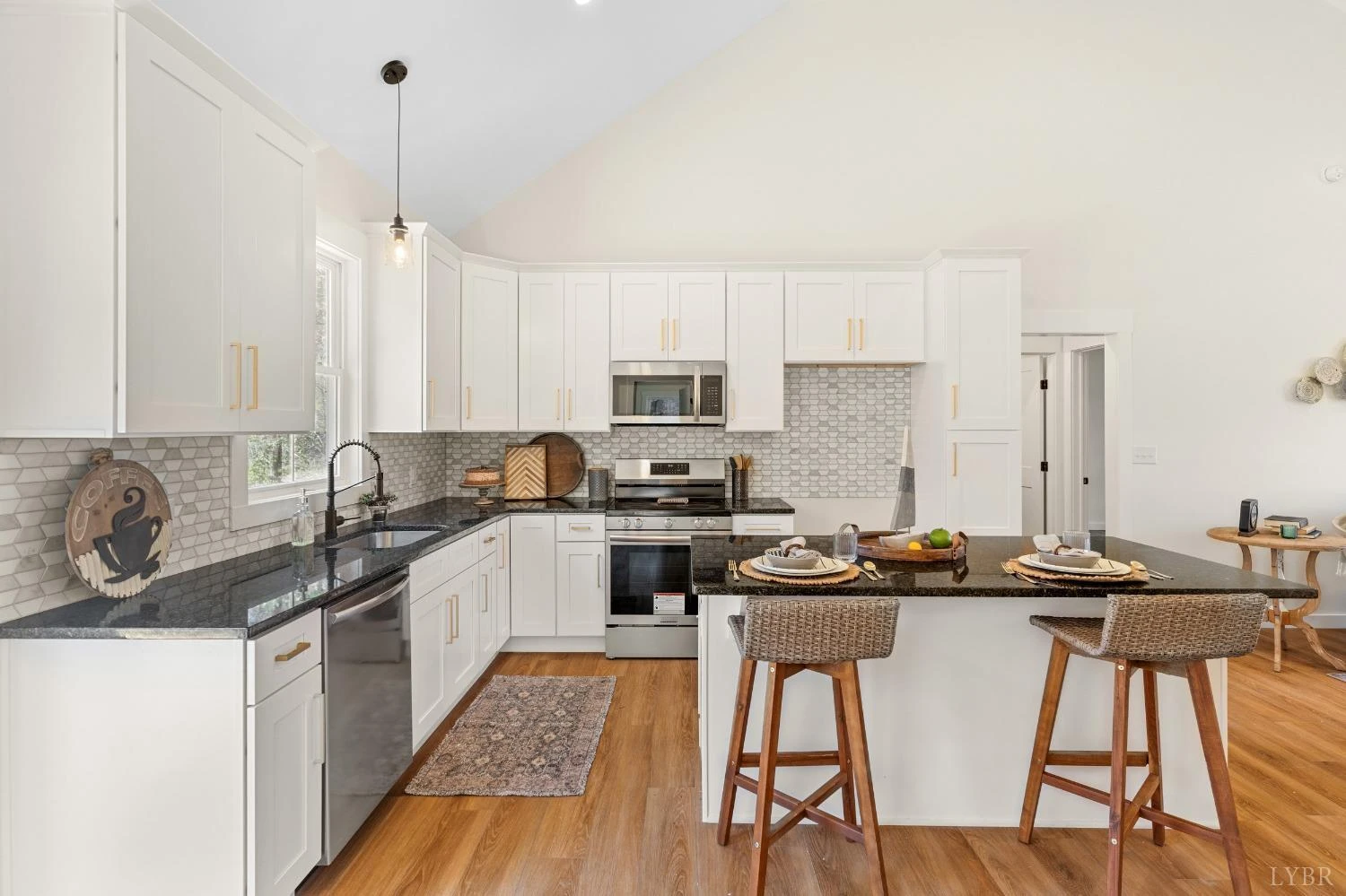 1368 Hickory Cove LN - Photo 14