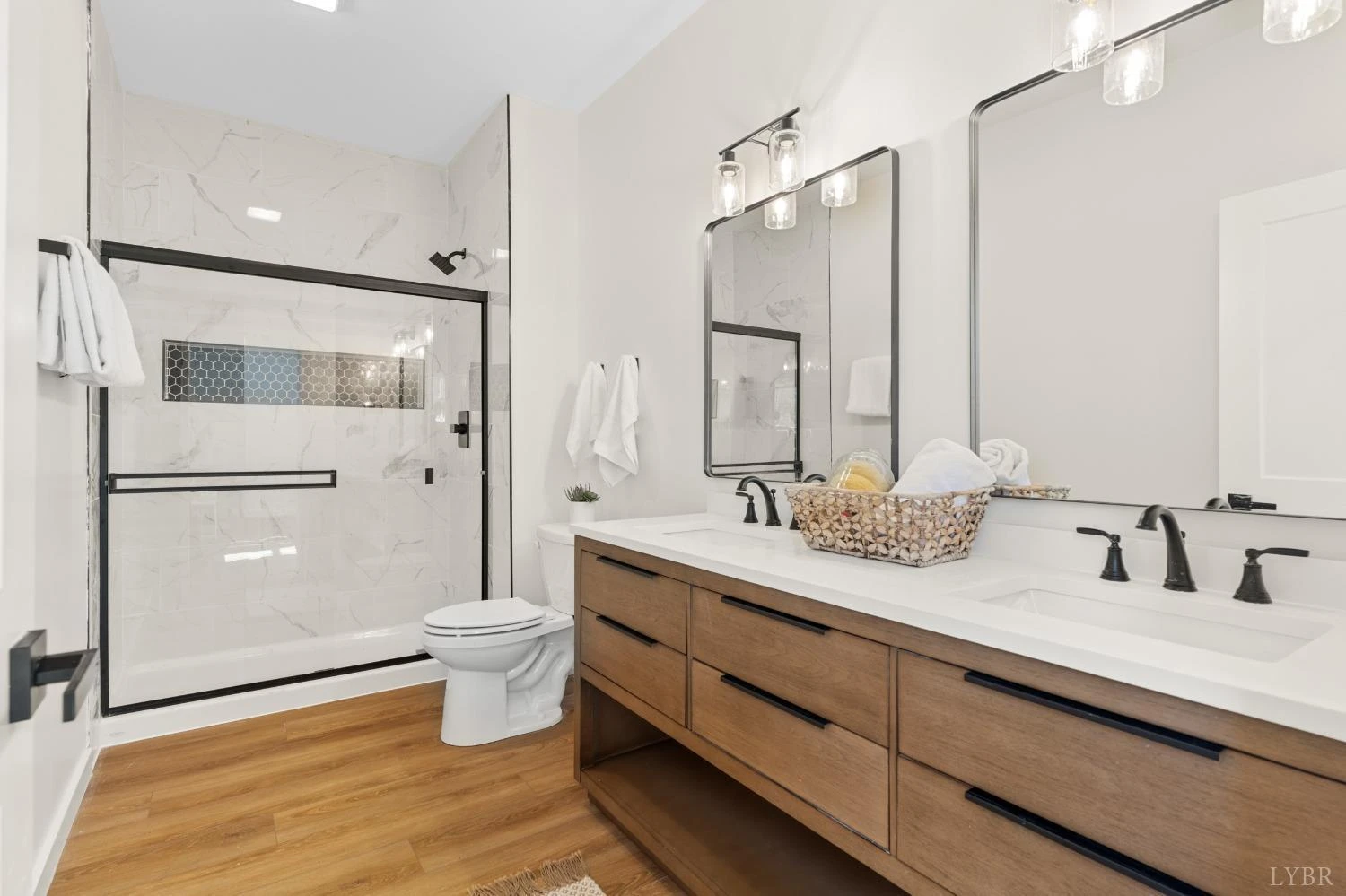 1368 Hickory Cove LN - Photo 23