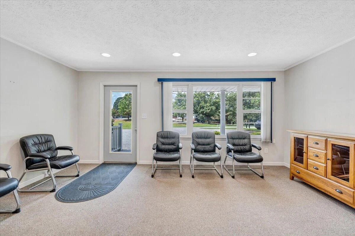 15388 Moneta RD - Photo 3