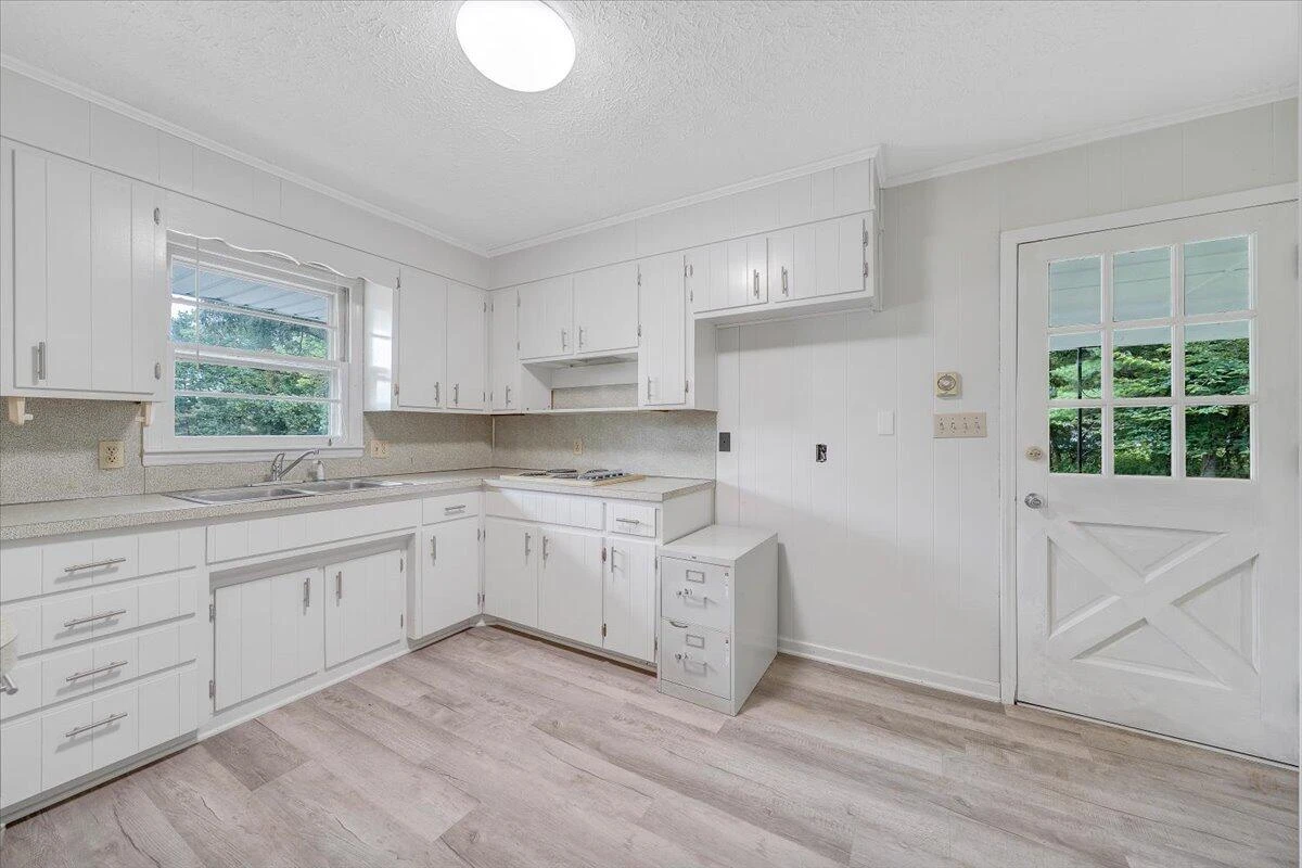 15388 Moneta RD - Photo 8