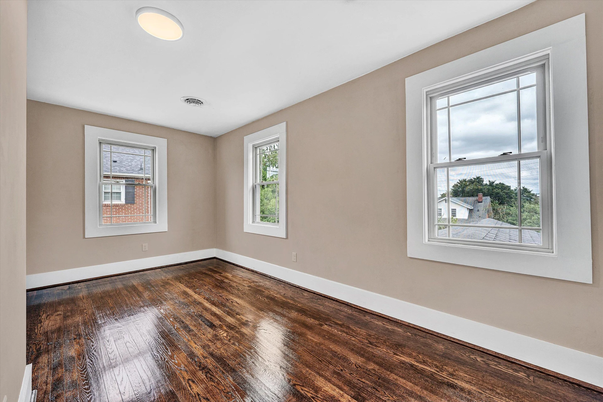 2717 Cumberland ST NW - Photo 17