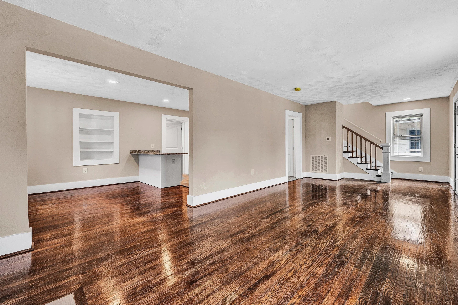 2717 Cumberland ST NW - Photo 7