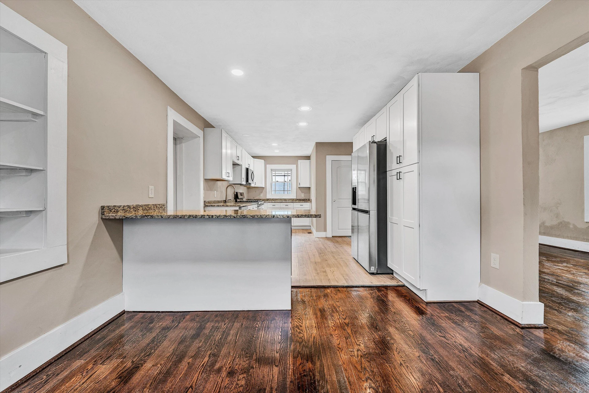 2717 Cumberland ST NW - Photo 9