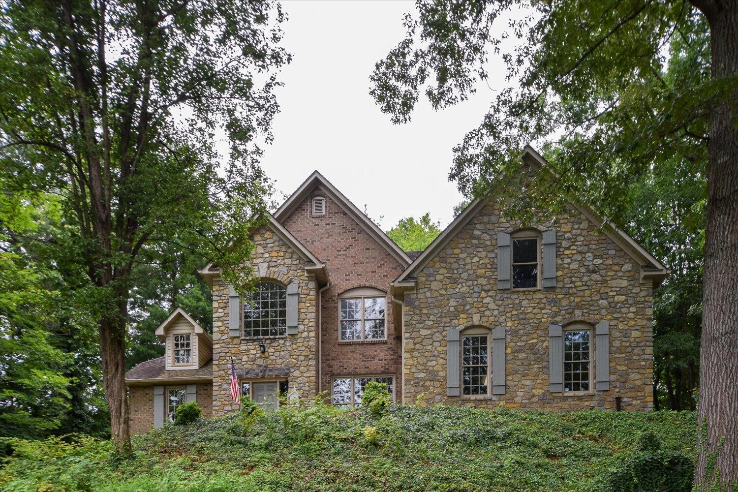 3120 Hidden Oak RD SW