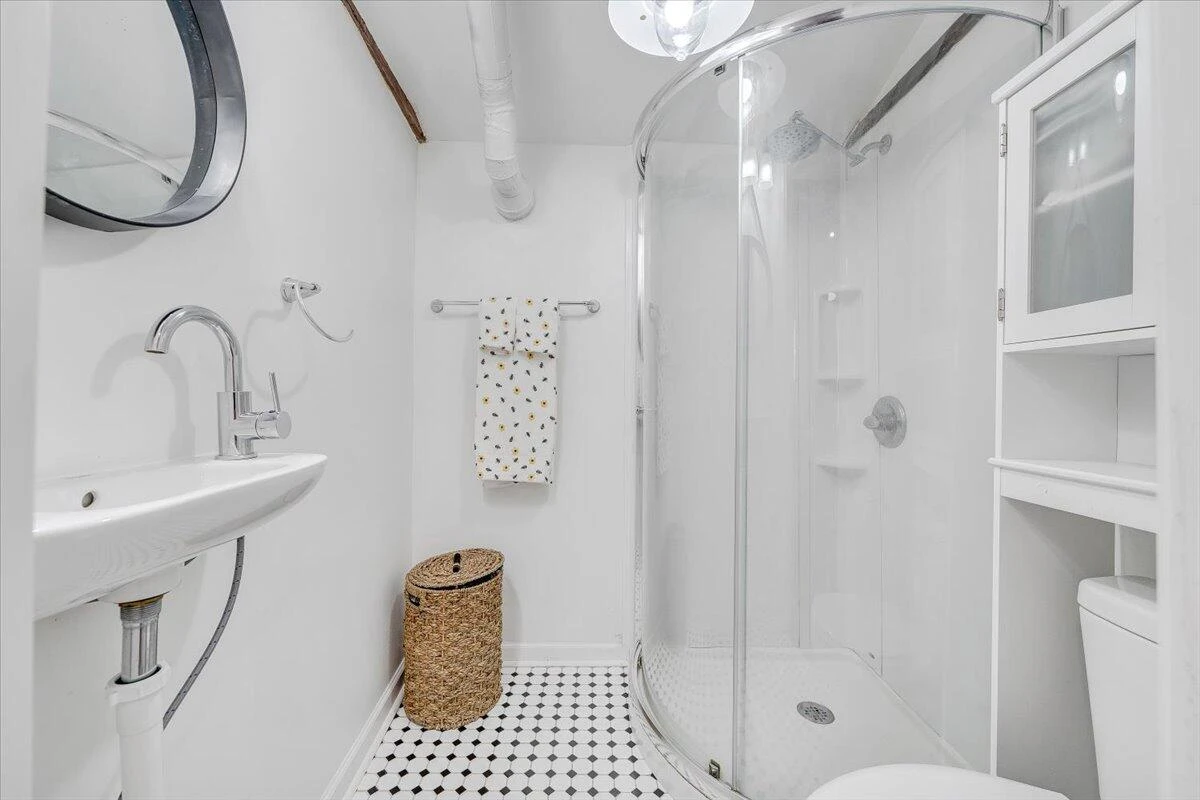 1013 Madison ST - Photo 13