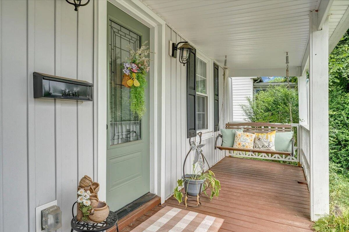 1013 Madison ST - Photo 18