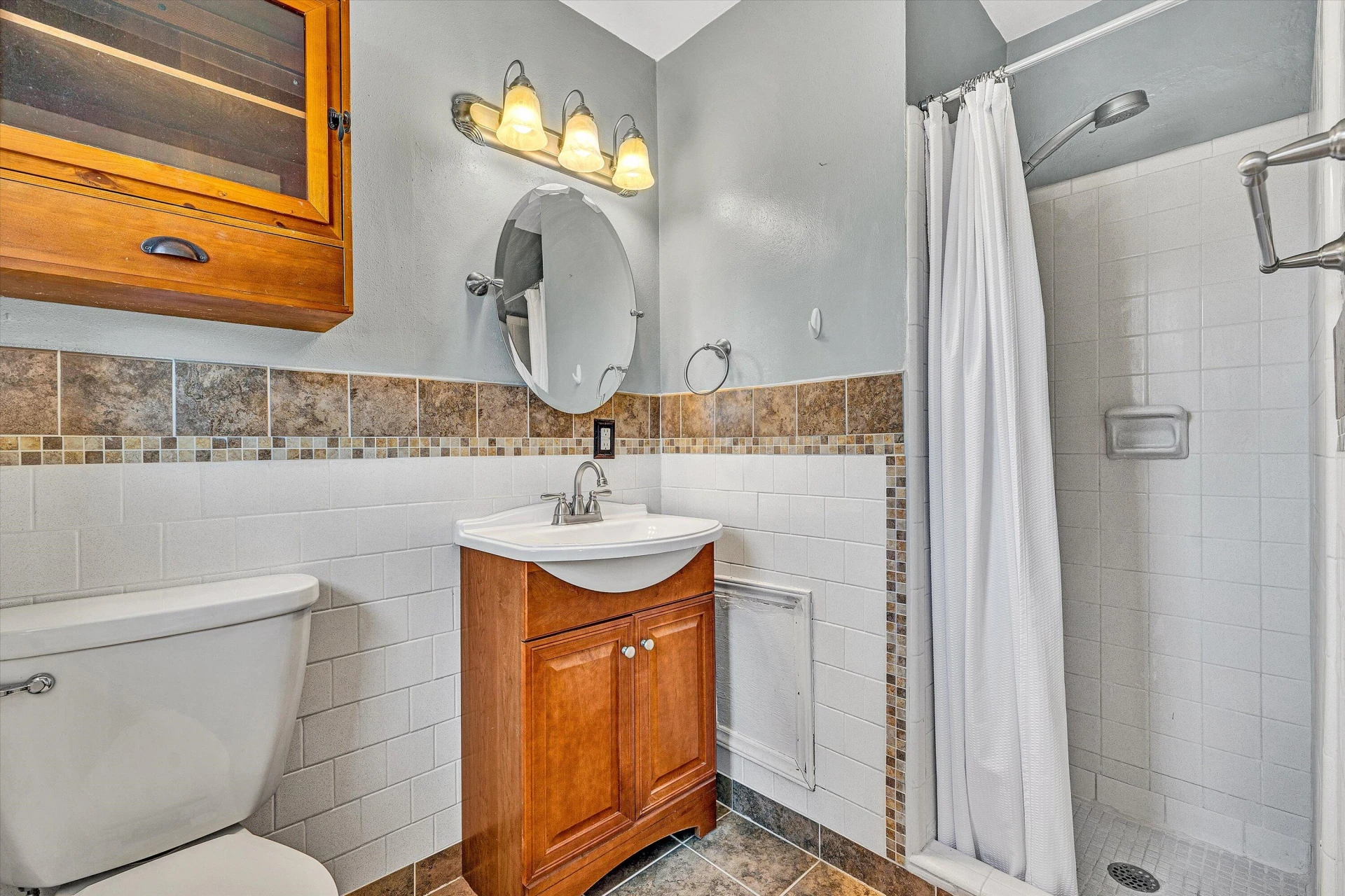 805 Hillcrest DR - Photo 15