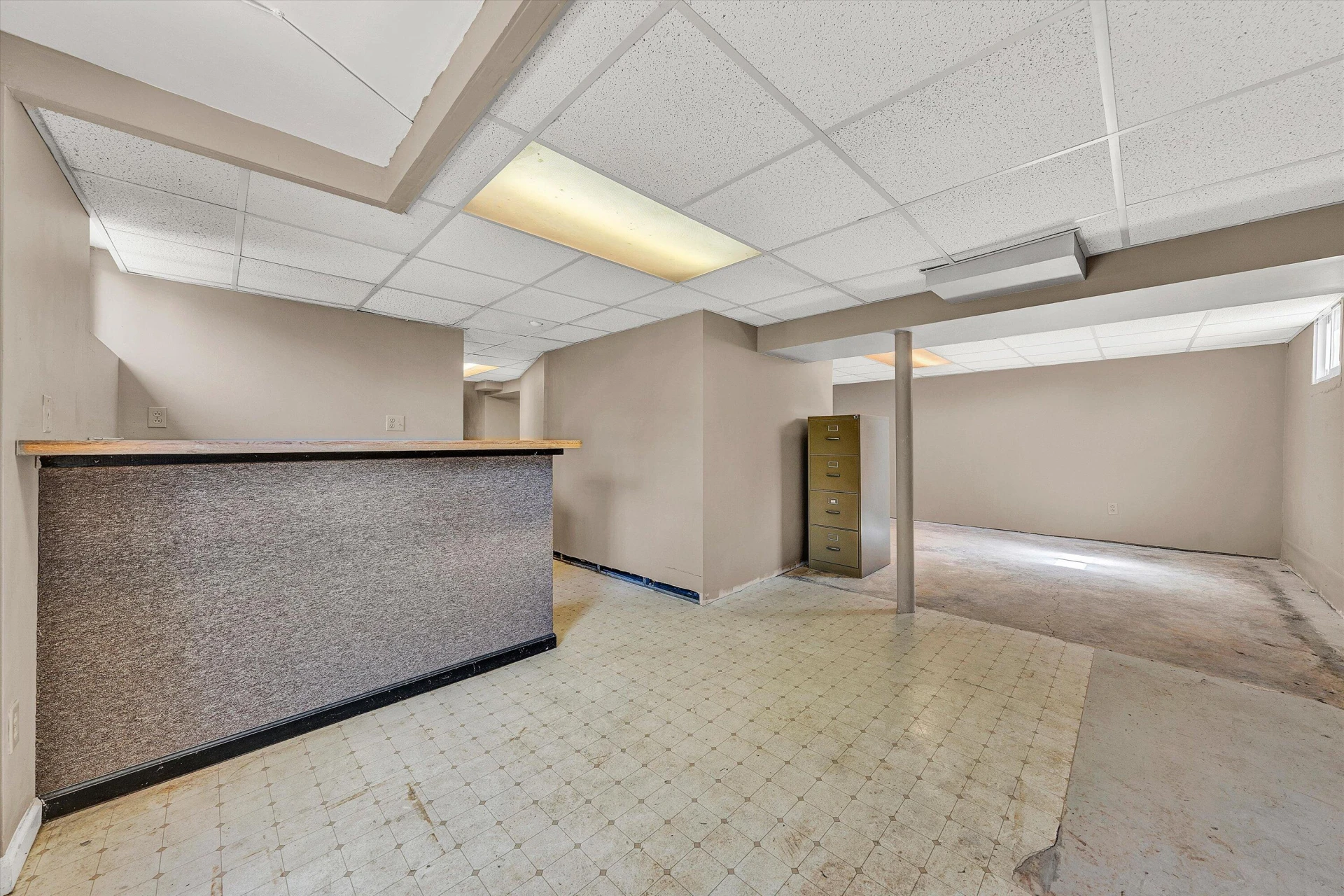 805 Hillcrest DR - Photo 19