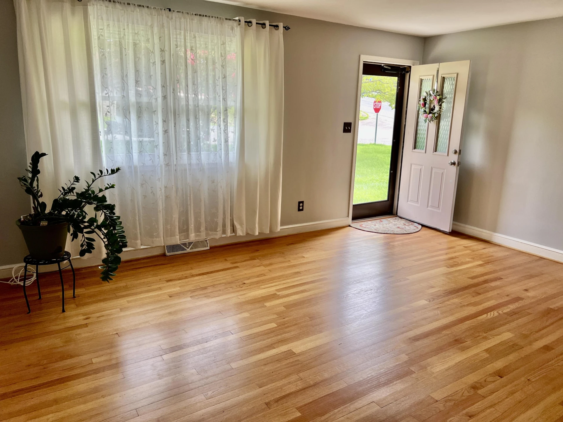 805 Hillcrest DR - Photo 28