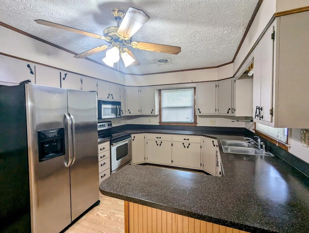 714 Glendale RD - Photo 10