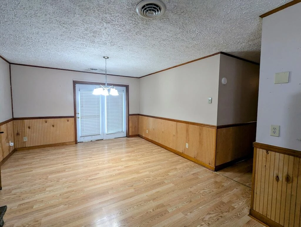 714 Glendale RD - Photo 12