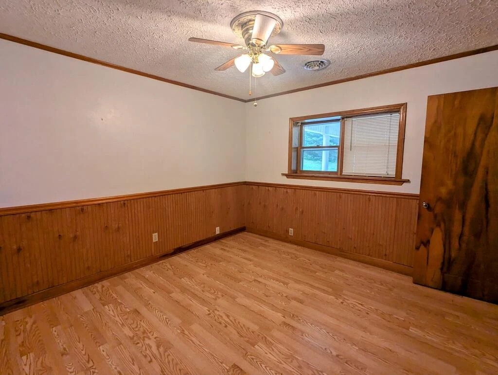 714 Glendale RD - Photo 17