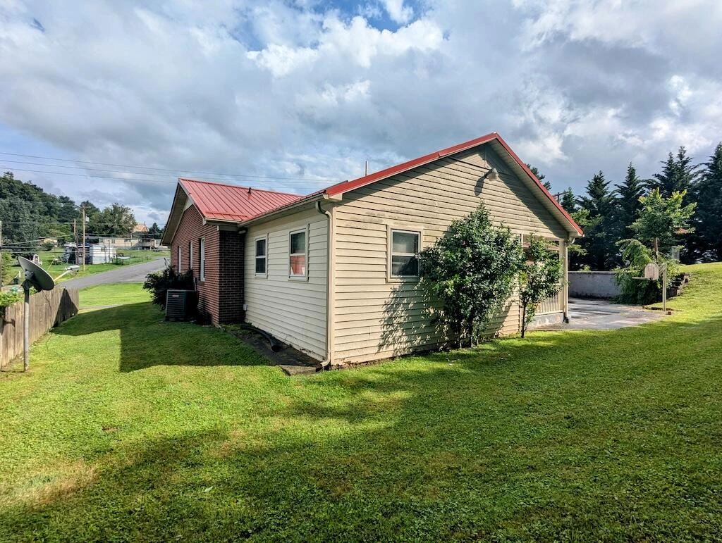 714 Glendale RD - Photo 5