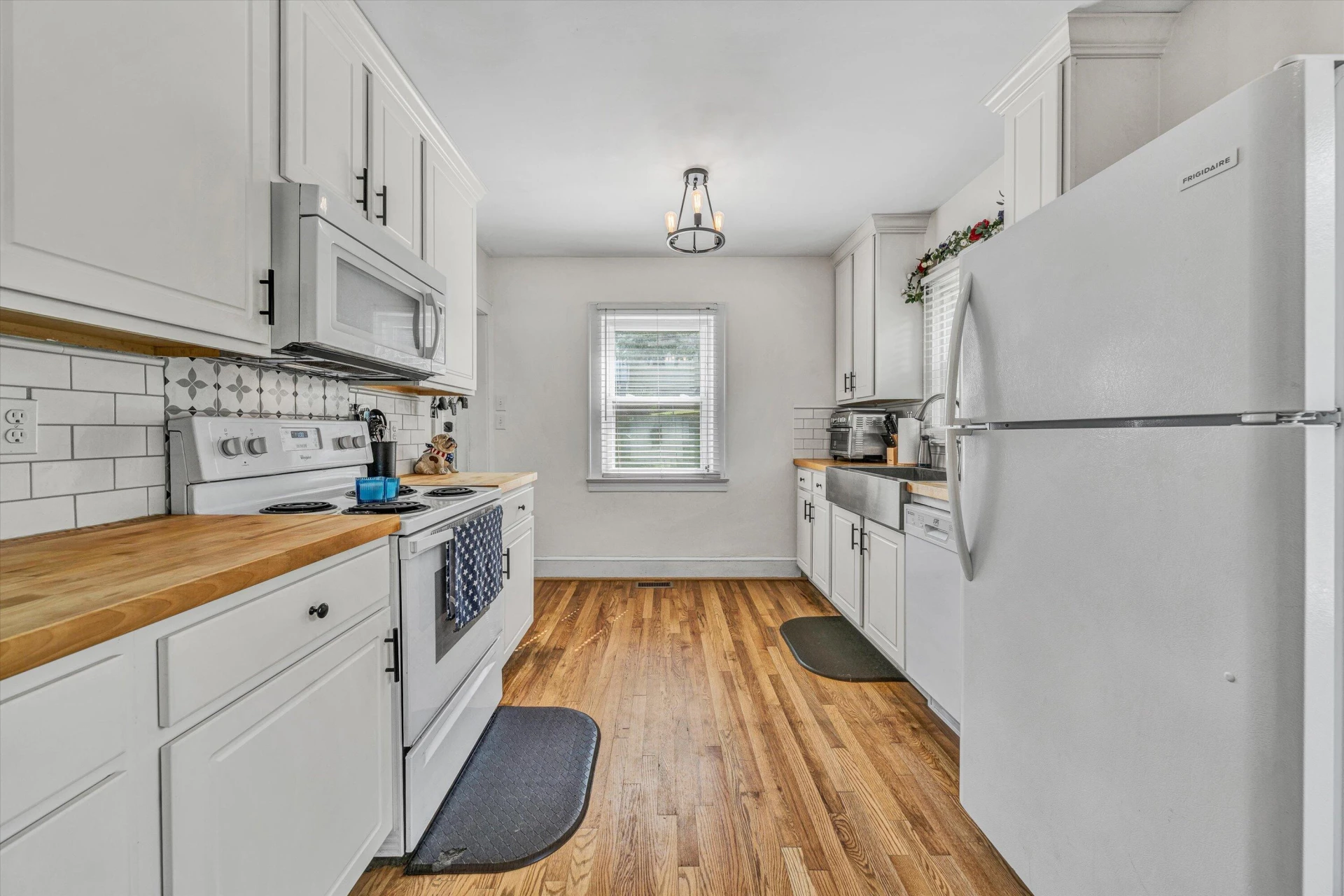 5215 Eden AVE - Photo 13