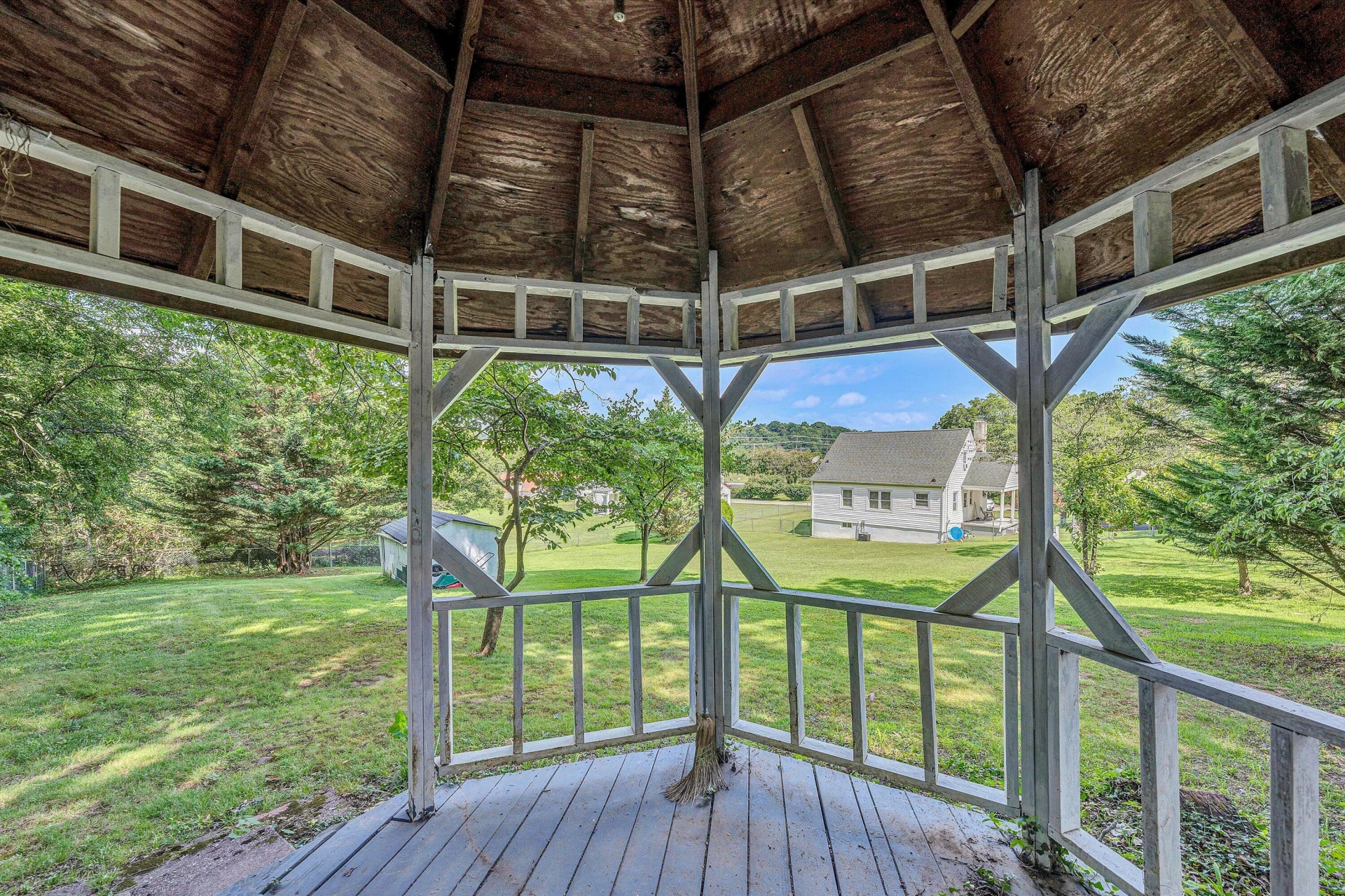 5215 Eden AVE - Photo 32