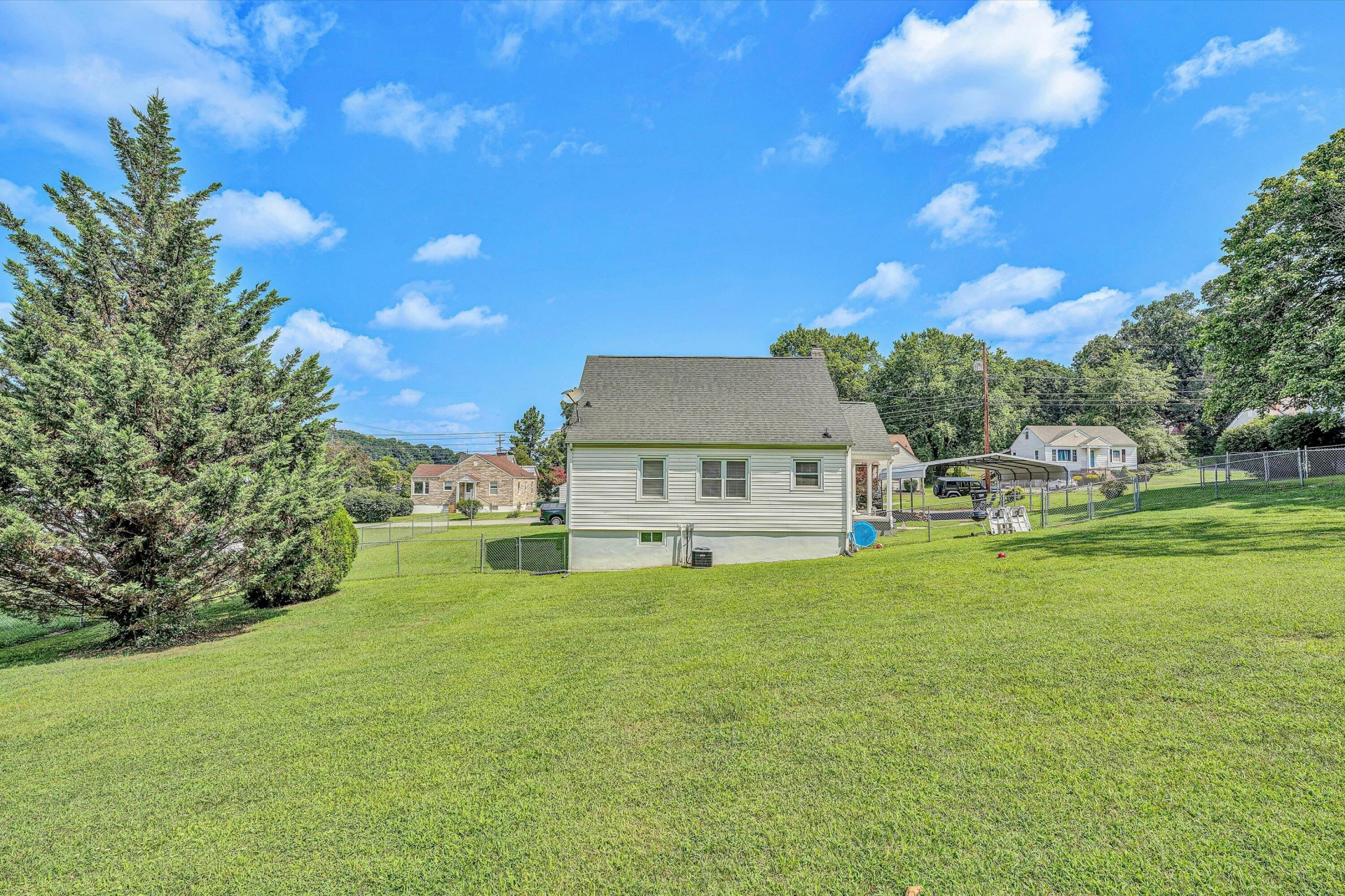 5215 Eden AVE - Photo 37