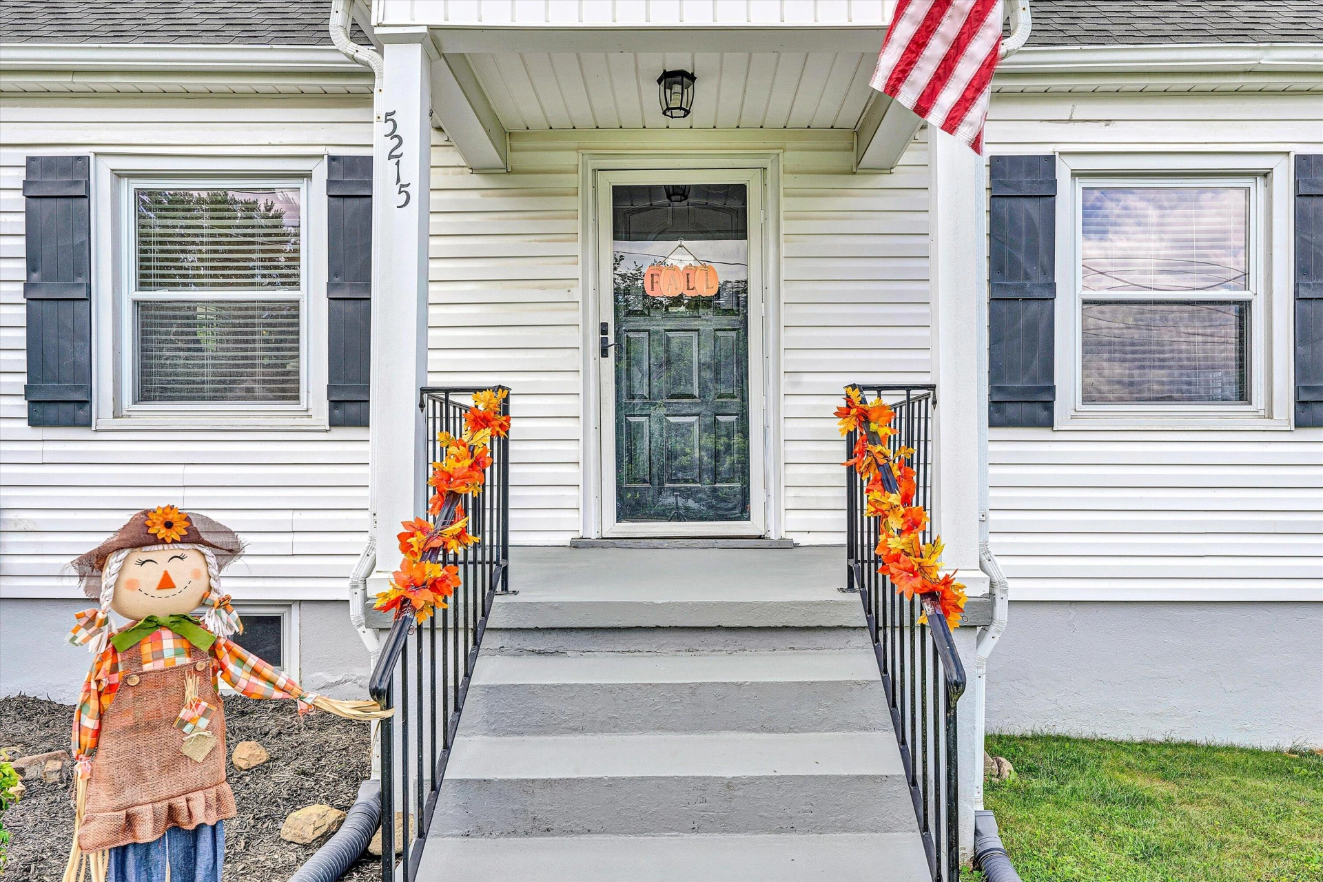 5215 Eden AVE - Photo 5