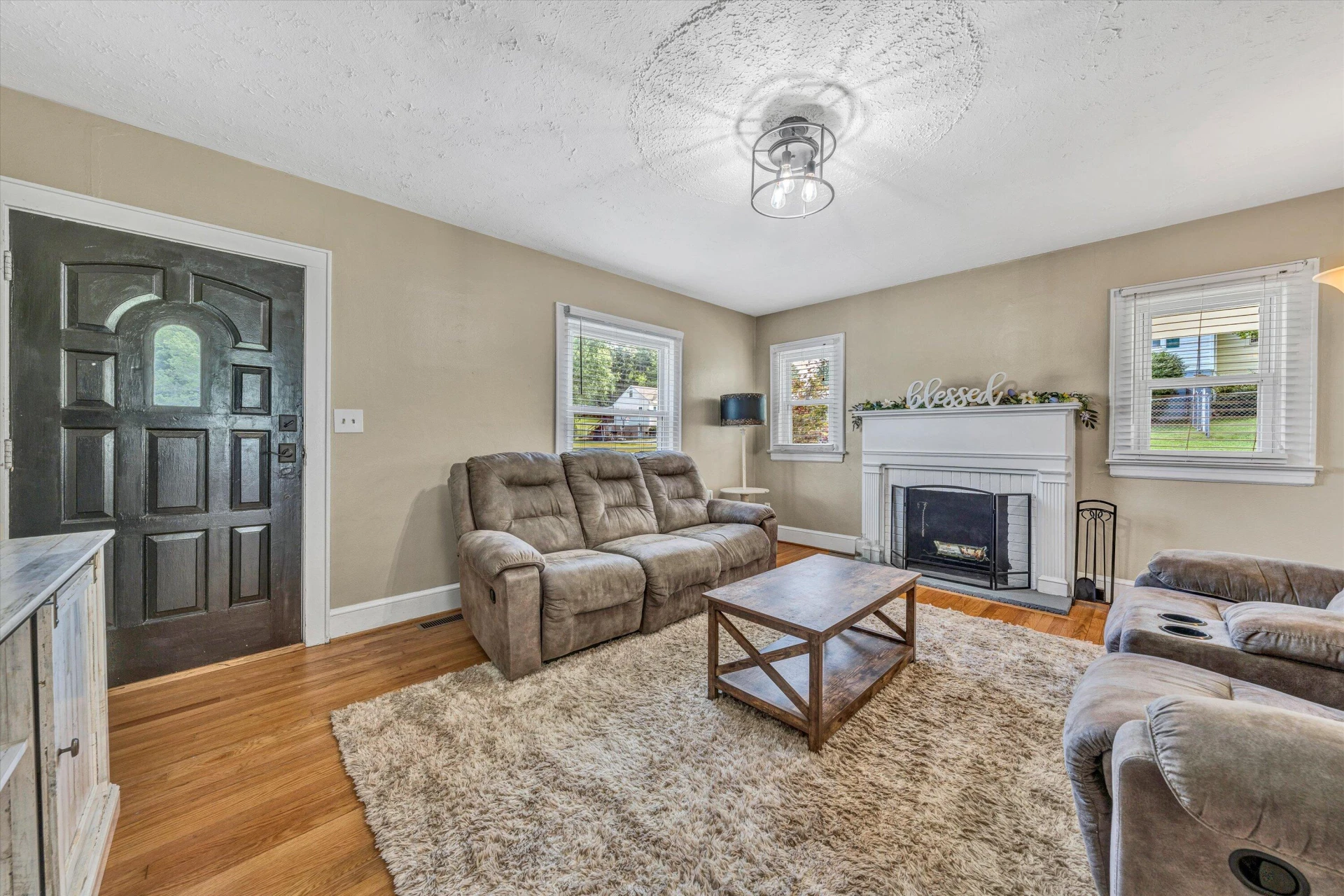 5215 Eden AVE - Photo 6