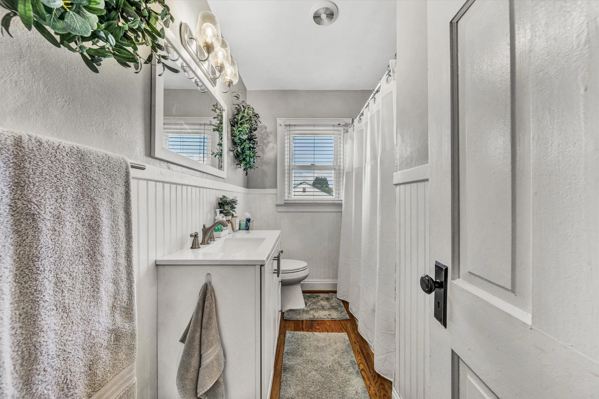 5215 Eden AVE - Photo 9