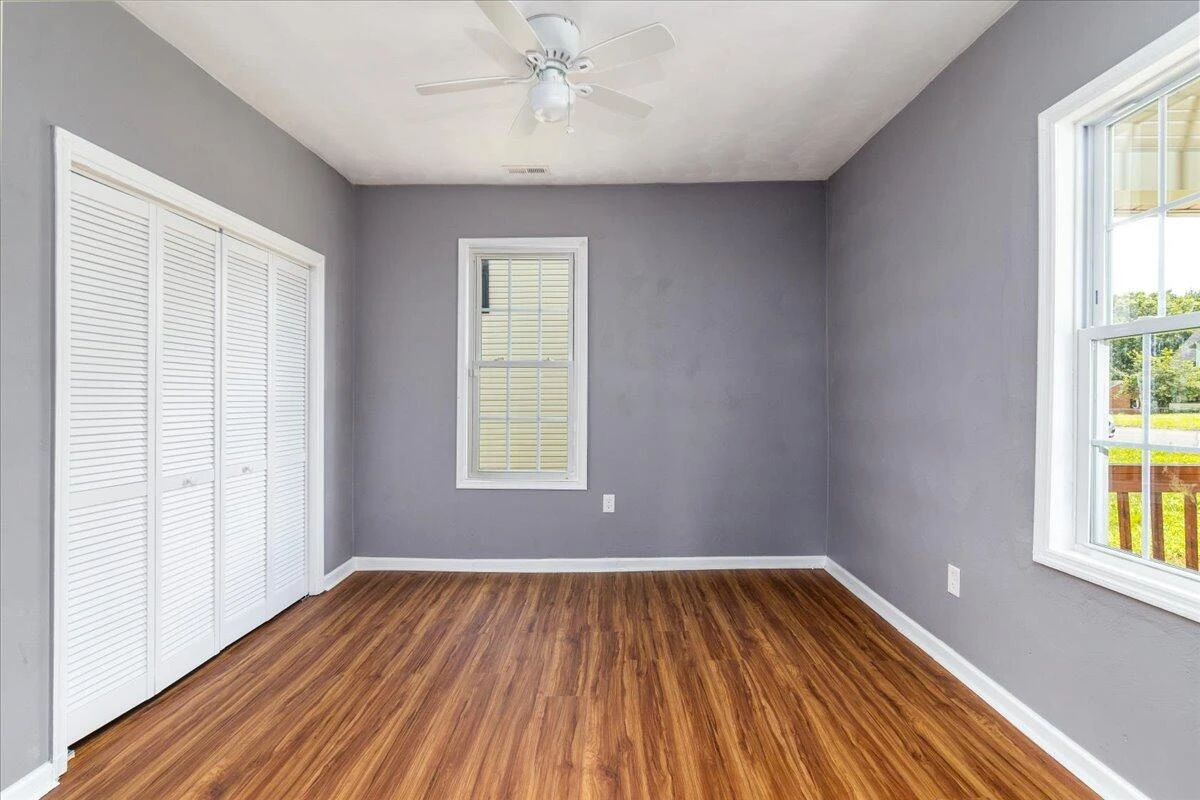 2407 Maryland AVE NW - Photo 15