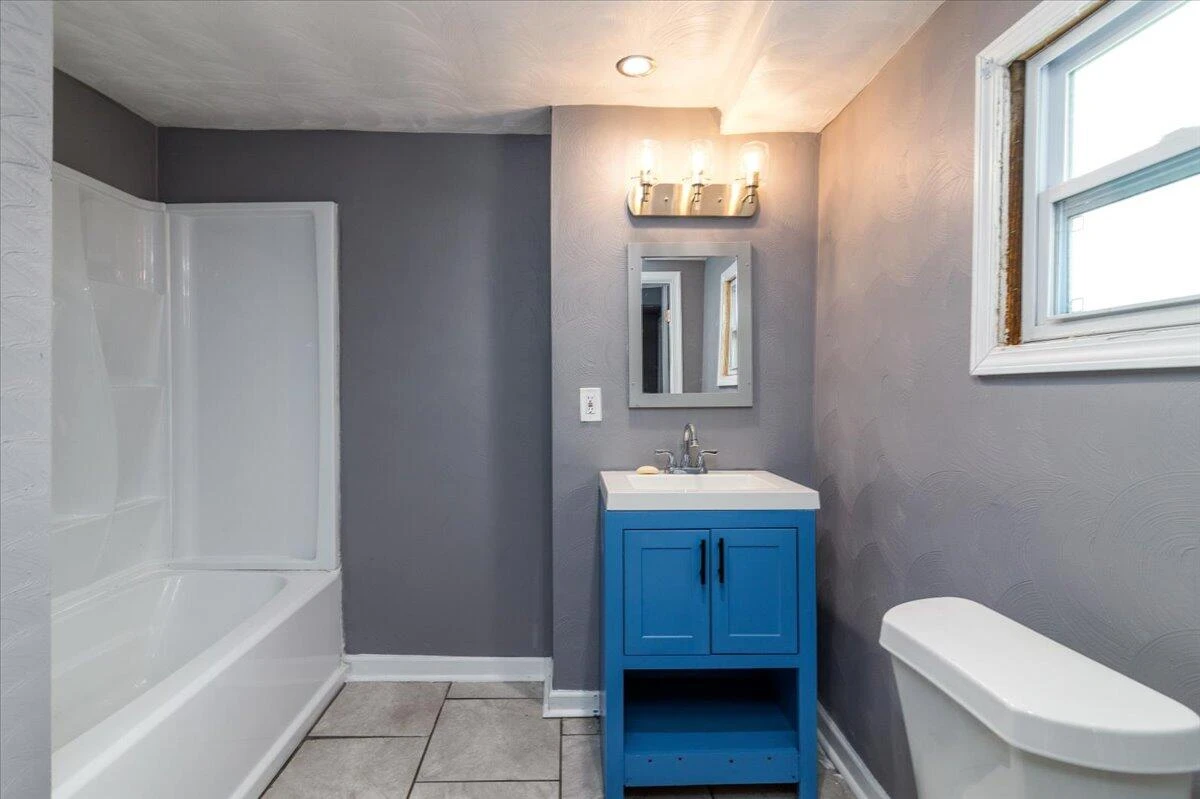 2407 Maryland AVE NW - Photo 17