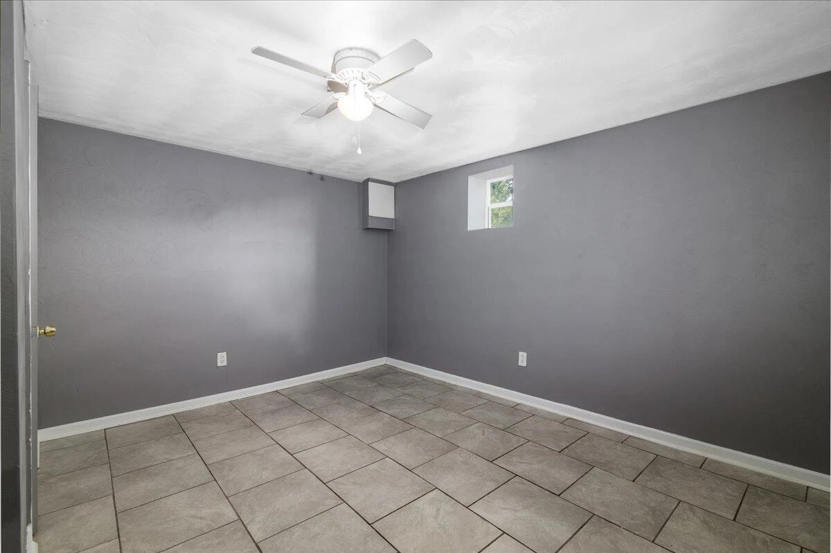 2407 Maryland AVE NW - Photo 18