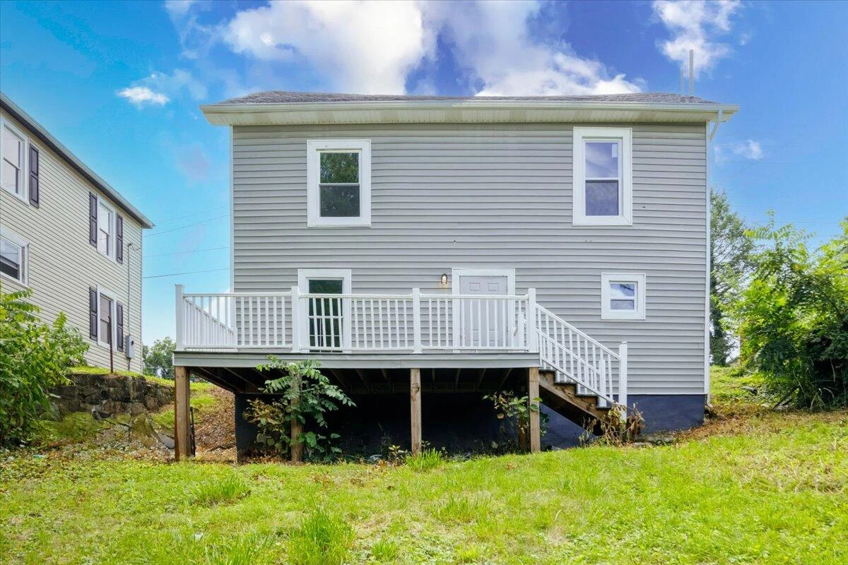 2407 Maryland AVE NW - Photo 23