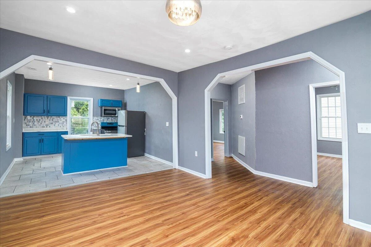 2407 Maryland AVE NW - Photo 5