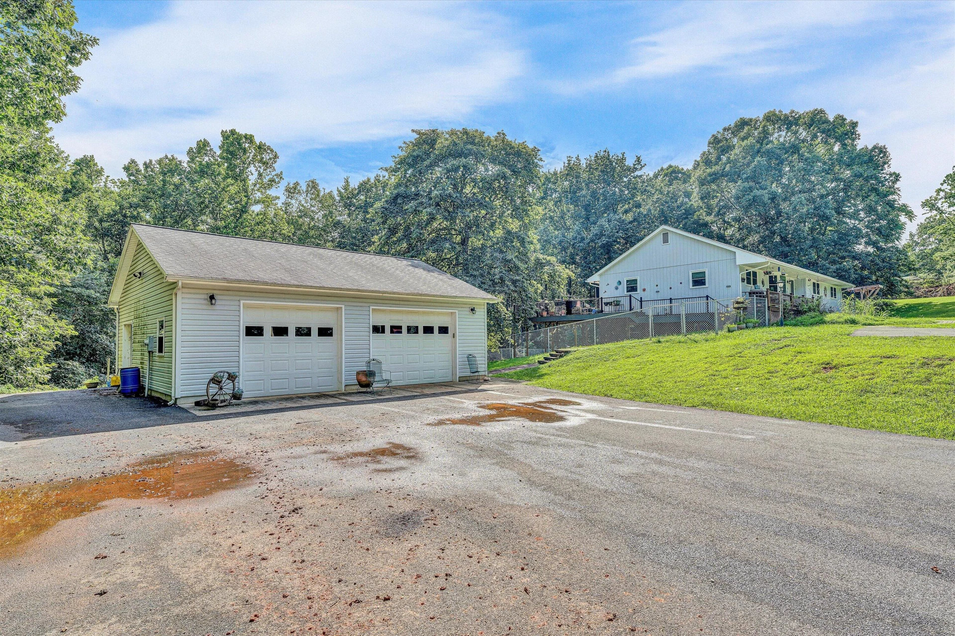 36 Pineview DR - Photo 2