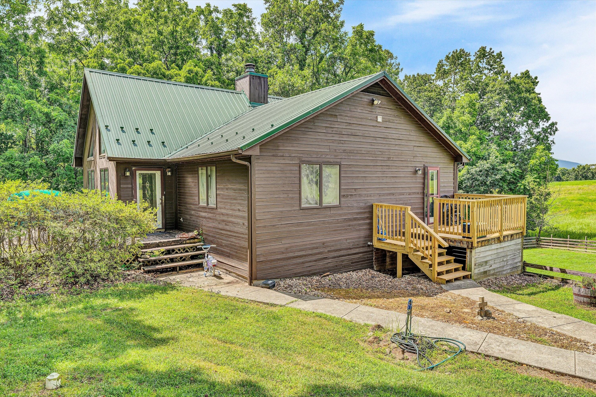 1865 Parrish RD