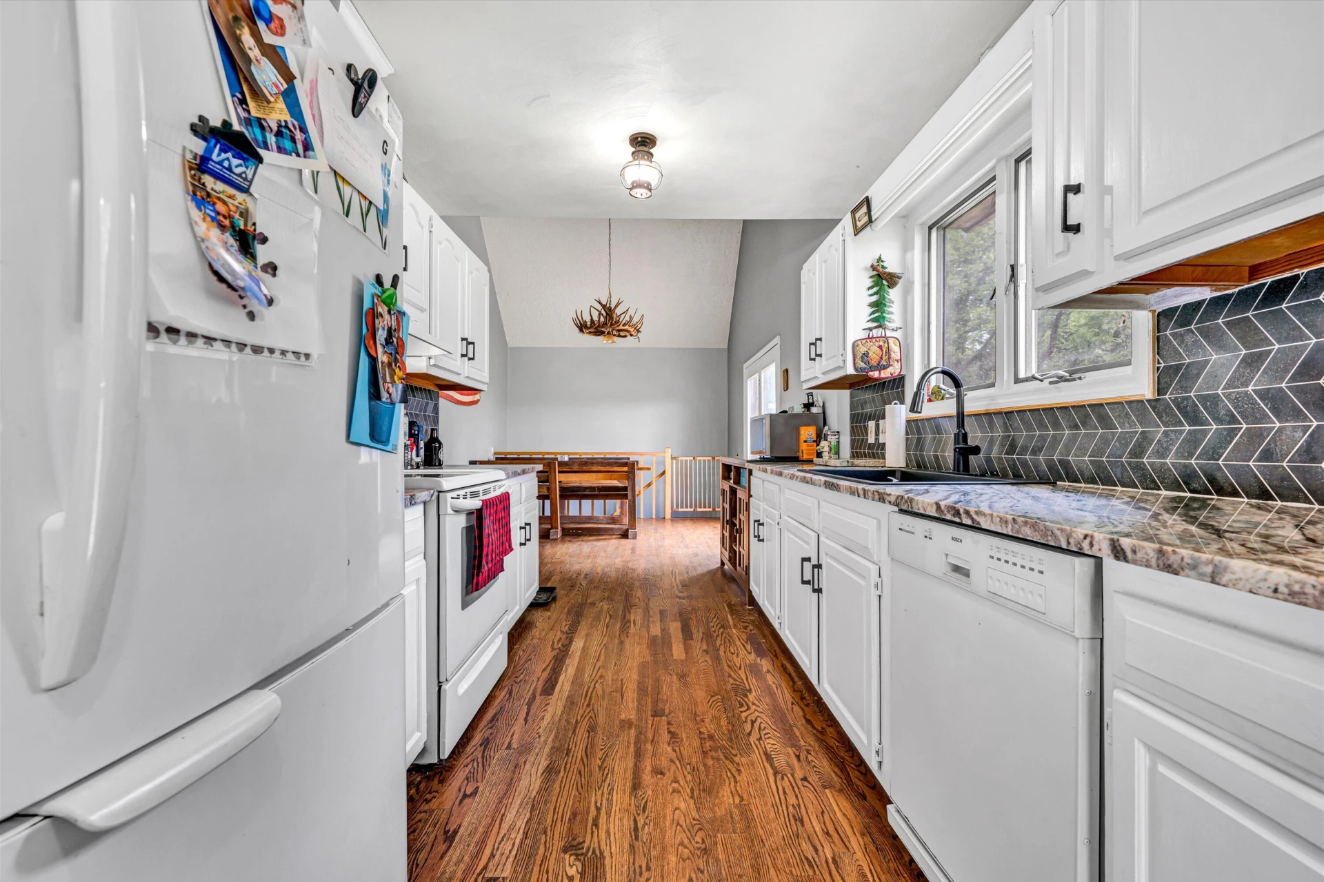 1865 Parrish RD - Photo 10
